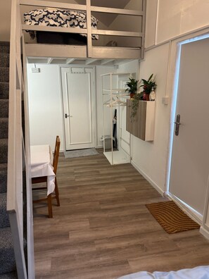 1 habitación, wifi y ropa de cama 