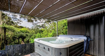 Family Friendly 4 Bedrooms House in Dairy Flat