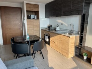 Private kitchen - Cozy fully equipped apartment in the center of Concepción. (Concepción)