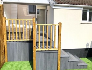 Exterior detail - House Nestled in Pontygwaith (Pontygwaith)