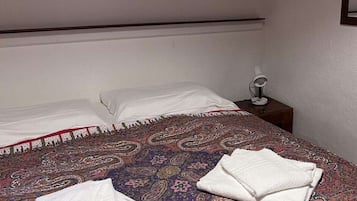 1 bedroom, individually furnished, iron/ironing board