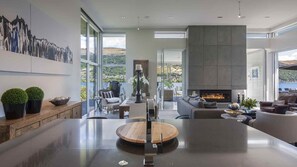 Villa Luxe, vue lac | Salle à manger