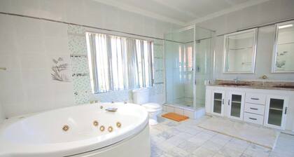 The Advocate Suites Manor