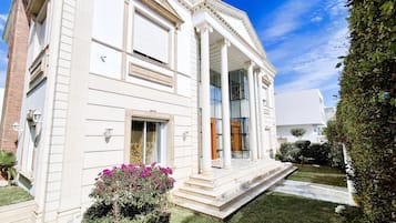 Extérieur