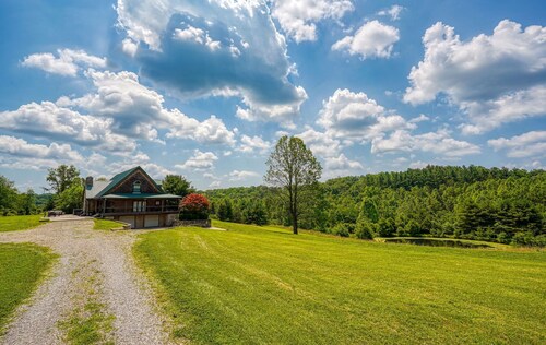 Hidden Falls Lodge | Hocking Hills, 93 Acres