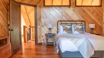 4 bedrooms, iron/ironing board, travel cot, WiFi