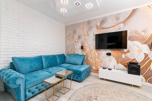 TV