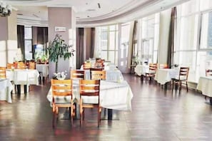 Restaurant - Lidu Hotel (Weichang)
