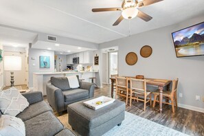 Smart TV - Sugar Beach 228 Beachside Two Bedroom (Orange Beach)