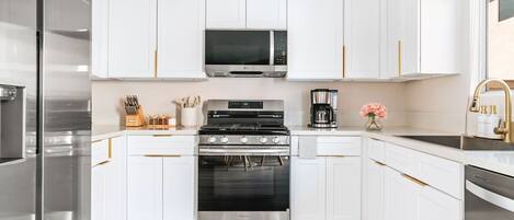 Fridge, microwave, oven, stovetop