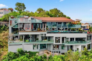 Unclassified image, 4 of 30, button - Villa Skyfall : Spectacular 8 Bedroom Pool Villa with Private Cinema (Koh Samui)