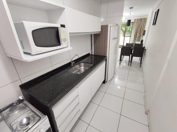 Private kitchen - Cohost Apt Praia 101a 80m do mar e 250m da Vila (Ipojuca)