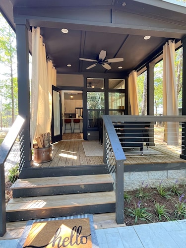 Brand New! Eagle's Nest Tiny House
