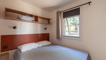 2 dormitorios, tabla de planchar con plancha, wifi gratis y ropa de cama