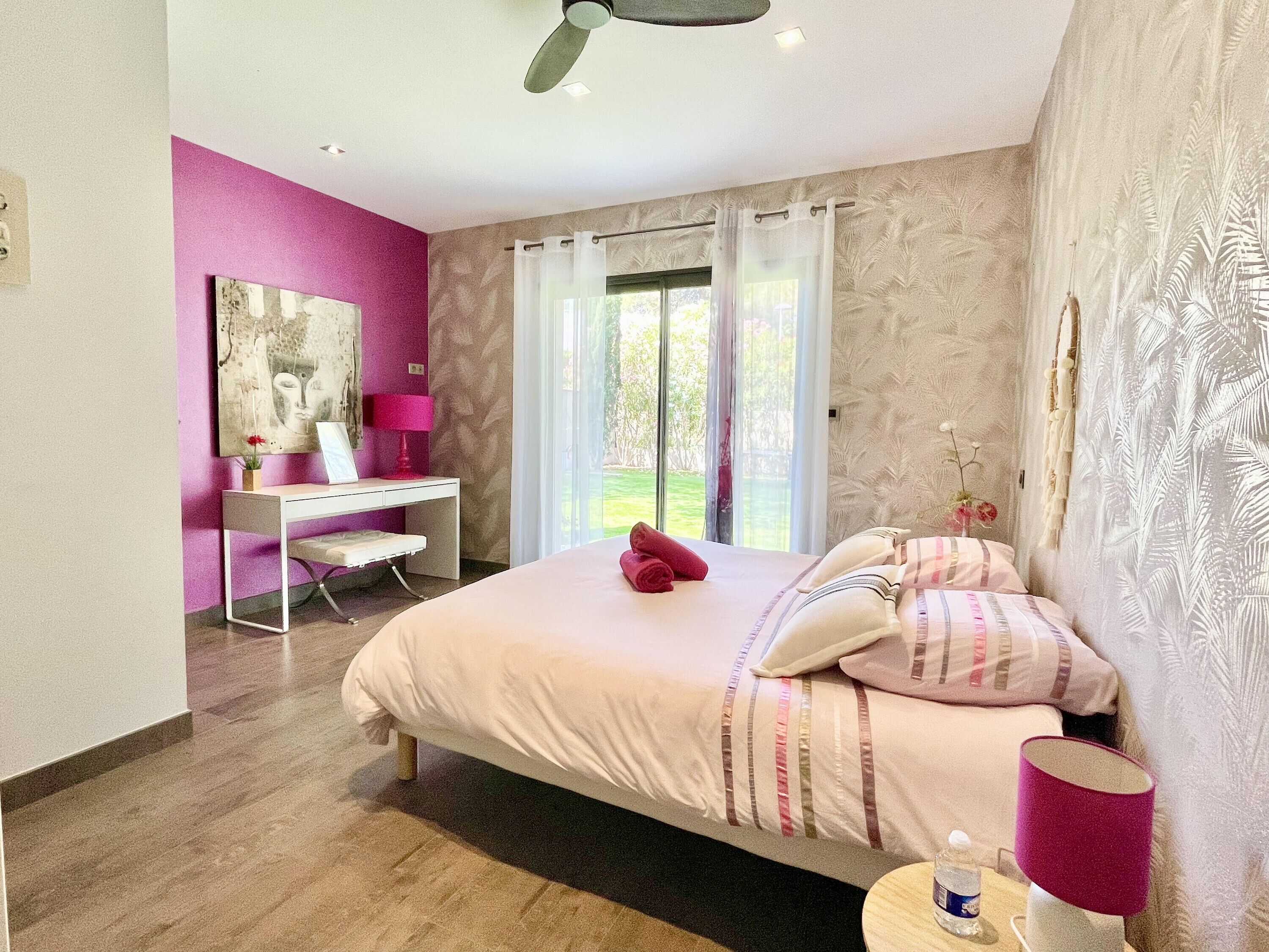 8 bedrooms, iron/ironing board, free WiFi, bed sheets