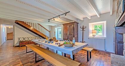 Holiday Home 'Ker Breizh - Saint Pabu - 14 Pers' with Private Terrace, Private Garden and Wi-Fi