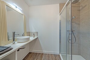 Shower, hair dryer
