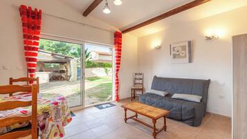 Télévision, table de tennis de table