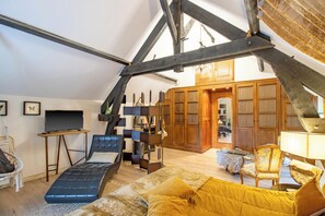1 chambre, fer et planche Ă repasser, Wi-Fi gratuit, draps fournis