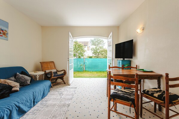 Fernseher, DVD-Player