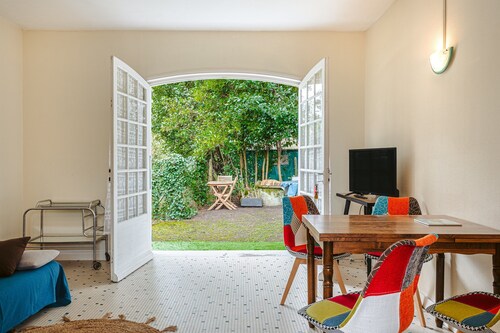 Holiday Home 'Longère Proche Plage Et Forêt 1' with Shared Terrace, Shared Garden and Wi-Fi