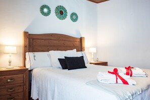 4 bedrooms, iron/ironing board, free WiFi, bed sheets