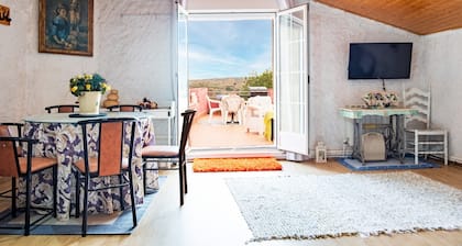 Apartment 'La Plazuela De Mari II' with Balcony and Wi-Fi