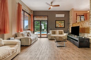 TV, fireplace, DVD player, table tennis