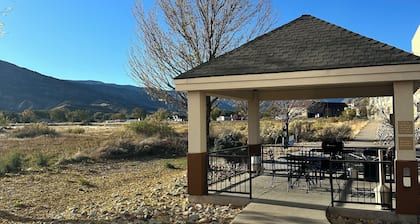 Western Slope suites