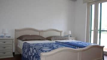 Mobile home | 2 soveværelser, individuel indretning, strygejern/strygebræt