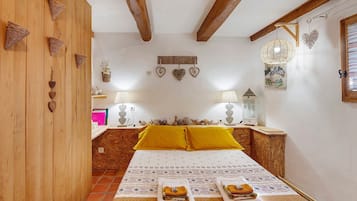 1 chambre, Wi-Fi gratuit, draps fournis