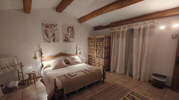 1 chambre, Wi-Fi gratuit, draps fournis