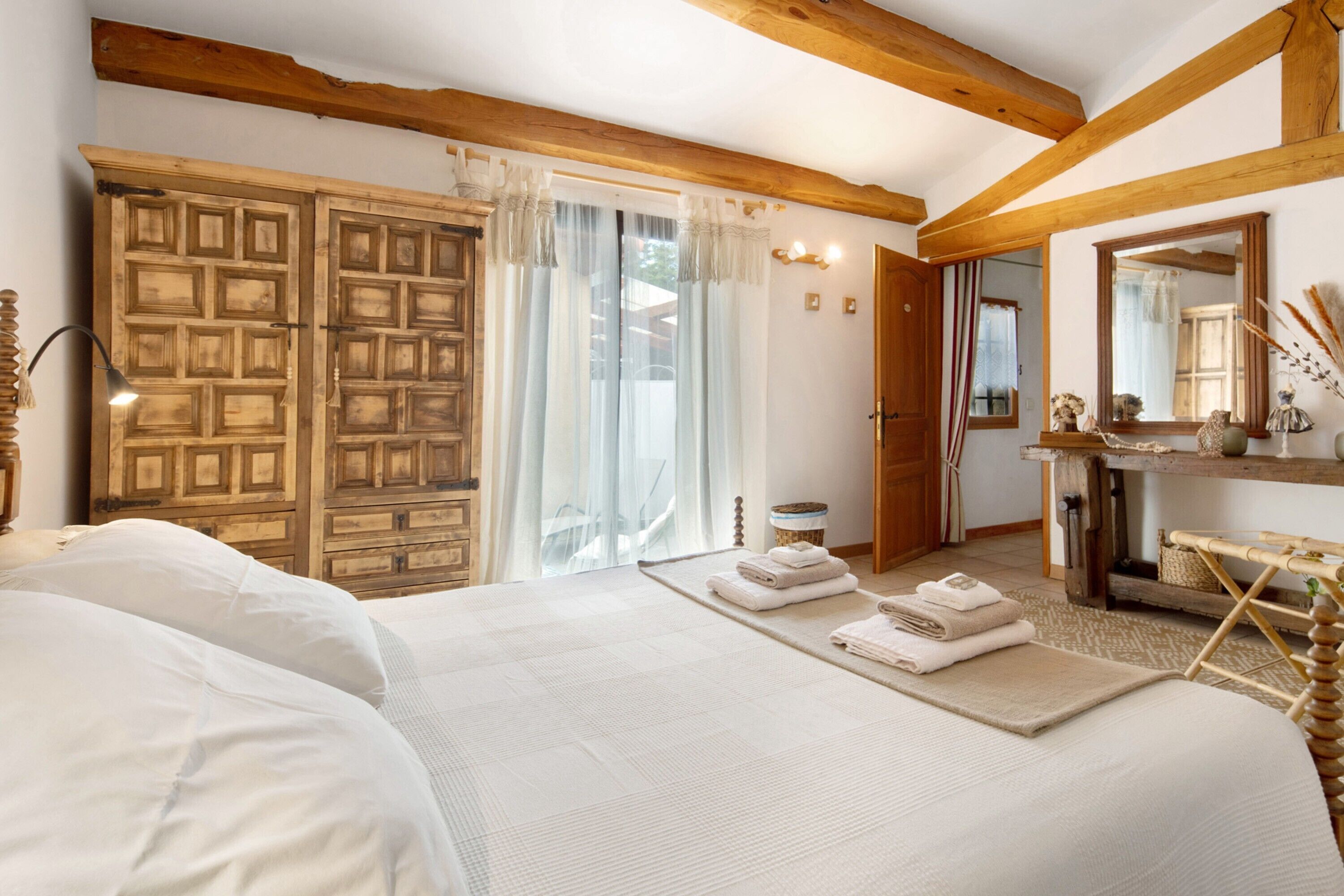 1 chambre, Wi-Fi gratuit, draps fournis