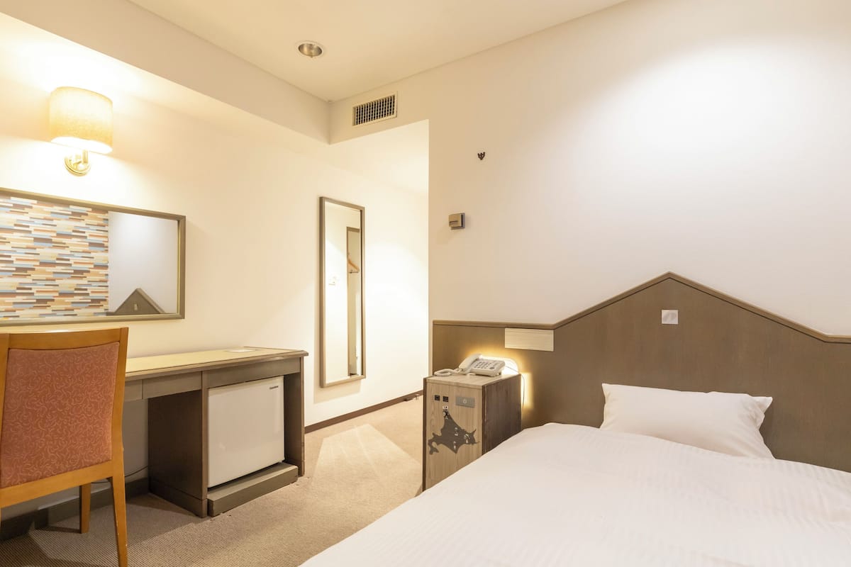 Semi-double Room (Up to 2 people), Non Smoking