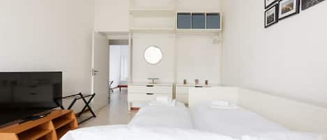 1 chambre, fer et planche Ă repasser, Wi-Fi, draps fournis