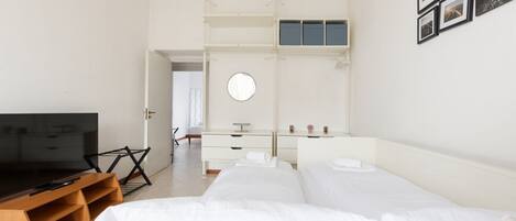 1 chambre, fer et planche Ă repasser, Wi-Fi, draps fournis