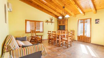 Televisio, pöytätennispöytä