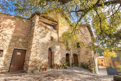 Room 'Double 5' Casa Roca-Sant Martí de Barcedana with Wi-Fi and Air Conditioning.