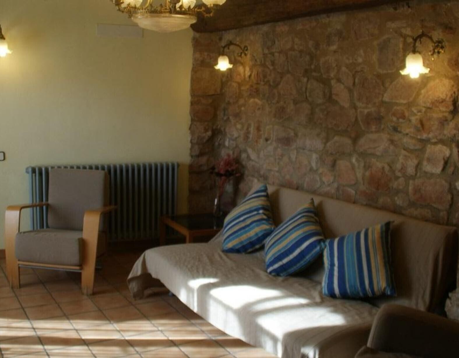 Télévision, cheminée