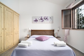 4 bedrooms, free WiFi, bed sheets