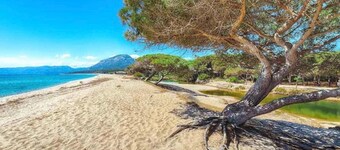 Holiday Home 'Casa Su Barone' with Private Terrace, Private Garden and Air Conditioning