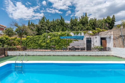 Holiday Home 'Chalet Venta Del Aire' with Mountain View, Wi-Fi and Air Conditioning