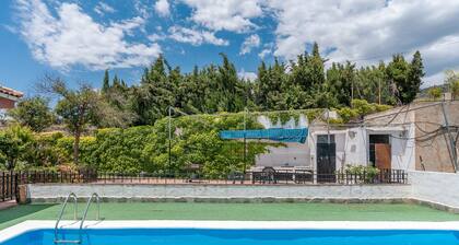 Holiday Home 'Chalet Venta Del Aire' with Mountain View, Wi-Fi and Air Conditioning