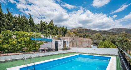 Ferienhaus 'Chalet Venta Del Aire' mit Bergblick, Wi-Fi und Klimaanlage