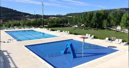 Maison de vacances 'Anjú-Pardal' avec vue sur les montagnes, terrasse privée et Wi-Fi