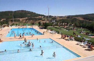 Holiday Home 'Anjú-Pardal' with Mountain View, Private Terrace and Wi-Fi