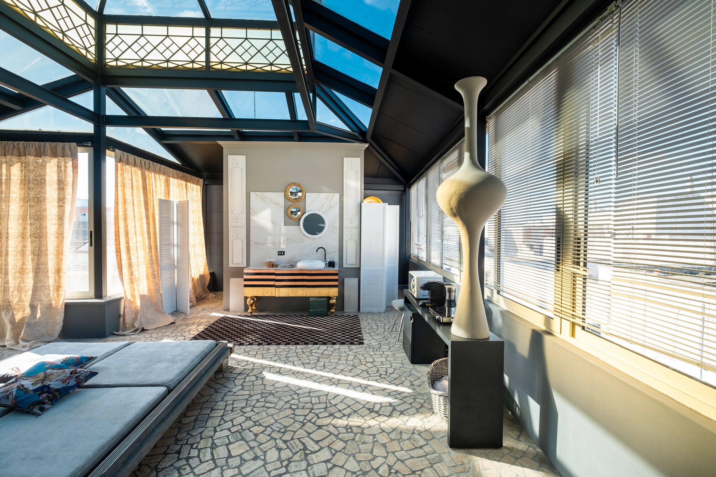 1 camera, Wi-Fi gratuito, lenzuola