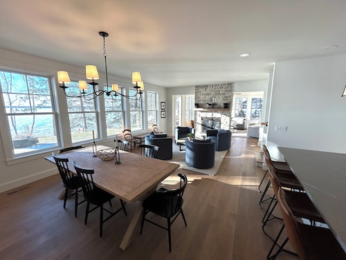 Wonderview - a beautiful lakeside cabin on the Whitefish lake chain