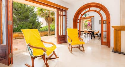 Villa 'Sa Coma' mit privatem Pool, privater Terrasse und WLAN