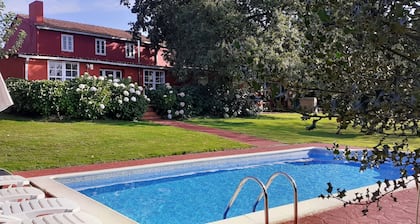 Holiday Home 'Casa De Piñeiro Y Spa Opcional' with Mountain View, Private Pool and Wi-Fi